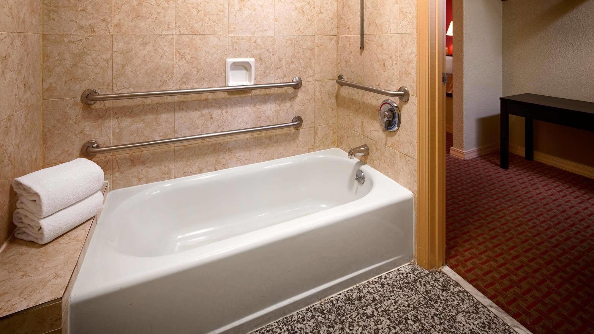 Best Western Airport Inn Монро Екстер'єр фото